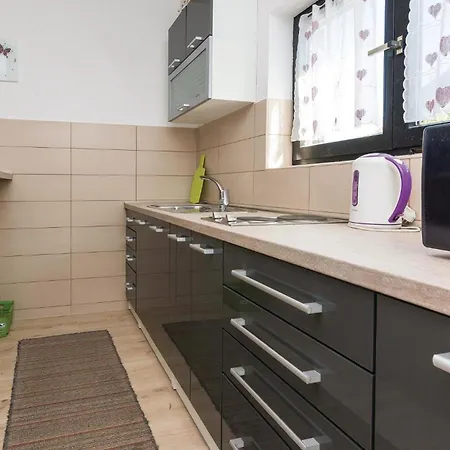 Holiday home 2 Bedroom Awesome Home In Privlaka