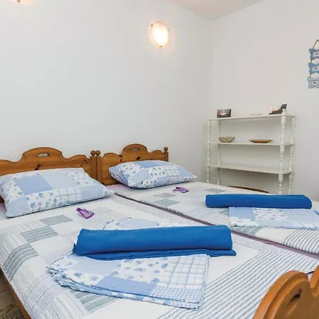 Holiday home 2 Bedroom Awesome Home In Privlaka