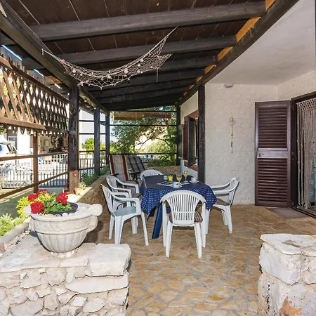 Holiday home 2 Bedroom Awesome Home In Privlaka *