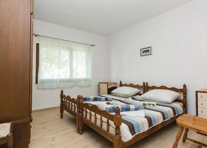 Holiday Home Privlaka Put Grzanove Punte Vikendica