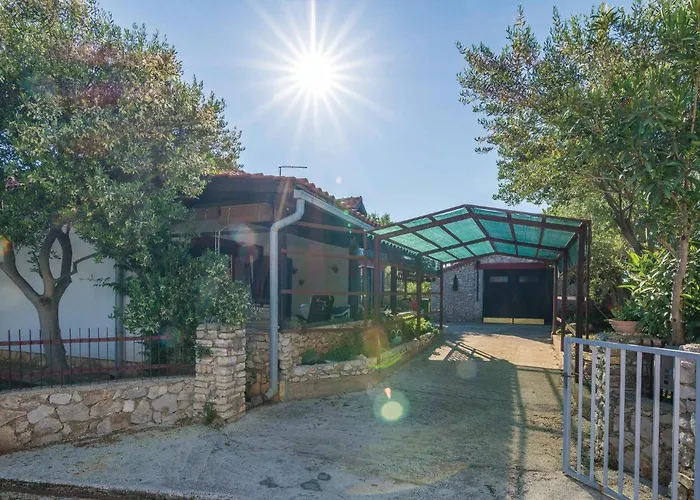 Holiday Home Privlaka Put Grzanove Punte Vikendica