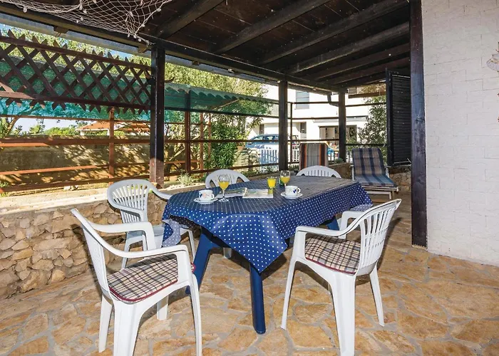 Holiday Home Privlaka Put Grzanove Punte *